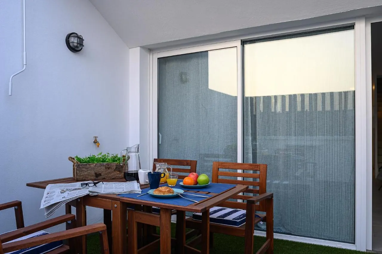 La Marinera House-Near The Beach, Fast Wifi, Air-Con On Main Bedroom And Sat Tv Playa Blanca  0*, Playa Blanca (Lanzarote)
