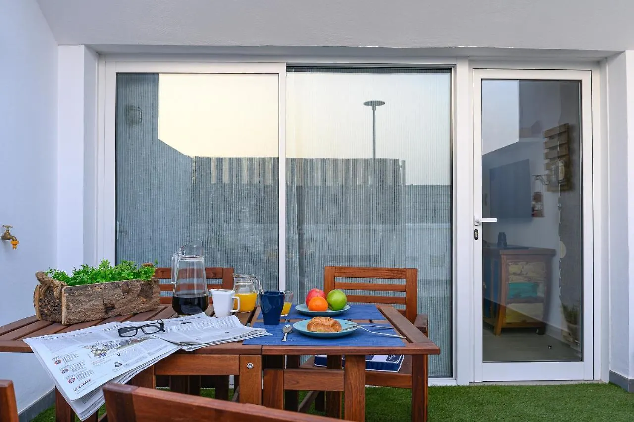 Holiday home La Marinera House-Near The Beach, Fast Wifi, Air-Con On Main Bedroom And Sat Tv Playa Blanca  Spain