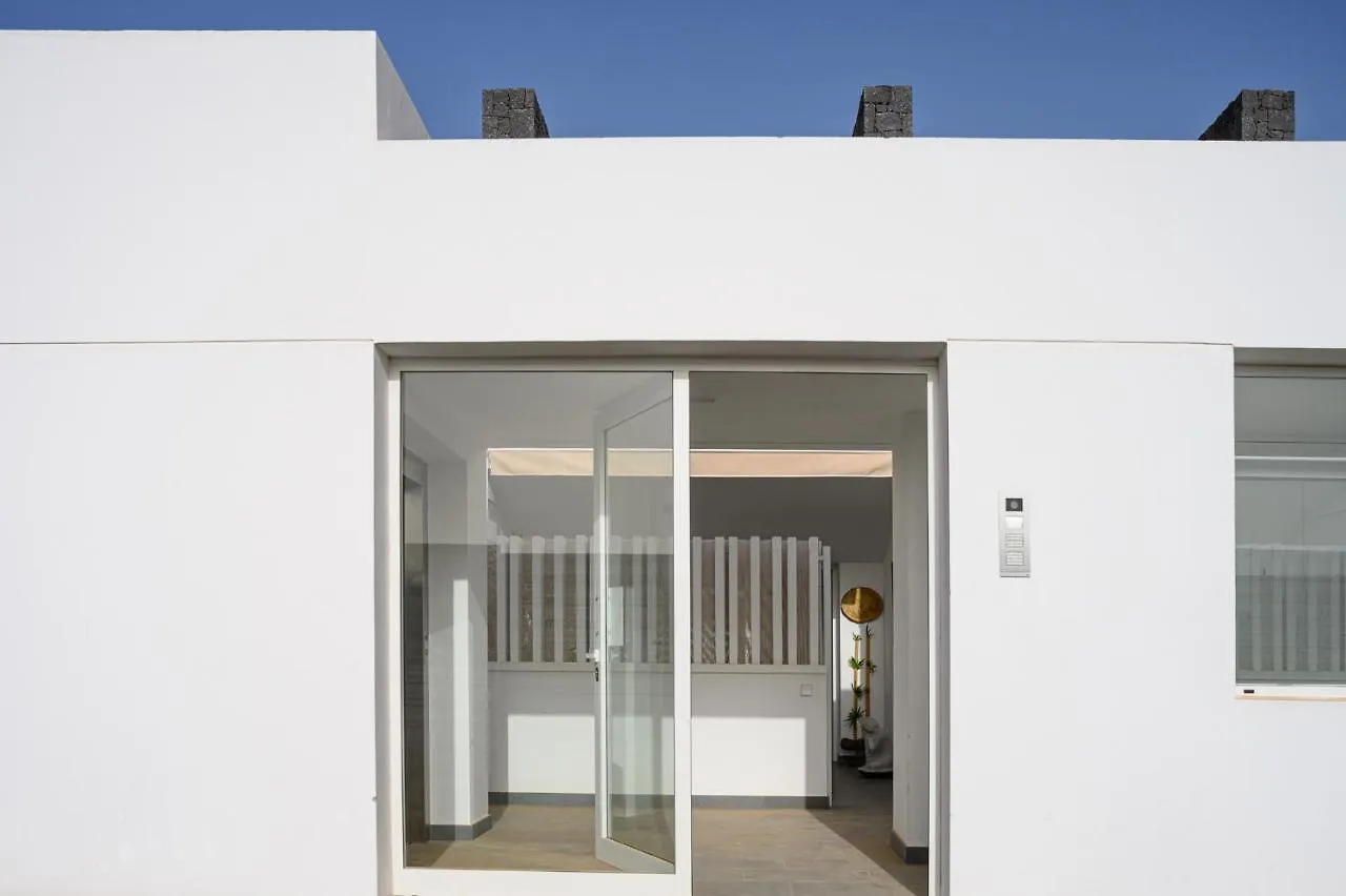 La Marinera House-Near The Beach, Fast Wifi, Air-Con On Main Bedroom And Sat Tv Playa Blanca  Spanyolország