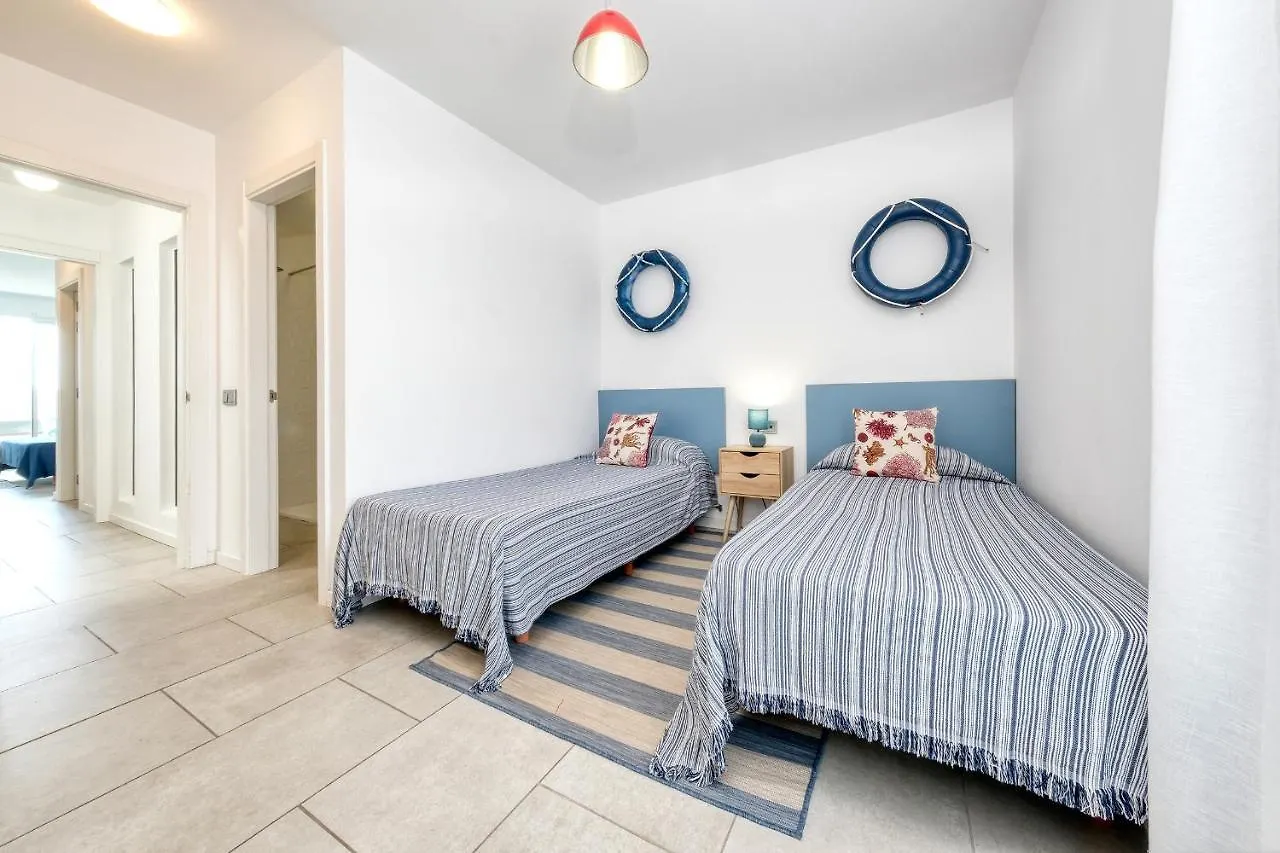 La Marinera House-Near The Beach, Fast Wifi, Air-Con On Main Bedroom And Sat Tv Playa Blanca  Playa Blanca (Lanzarote)